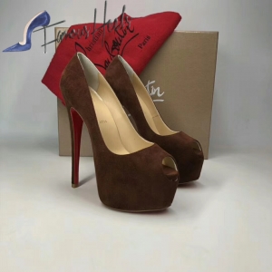 Christian Louboutin 013